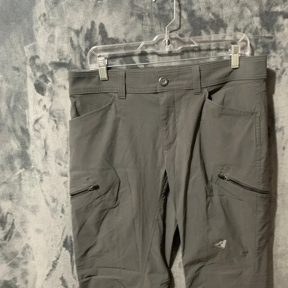 Eddie Bauer very good